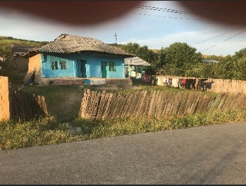 Houses in Satu-Nou village